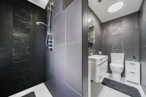 Photo 17- click for photo gallery